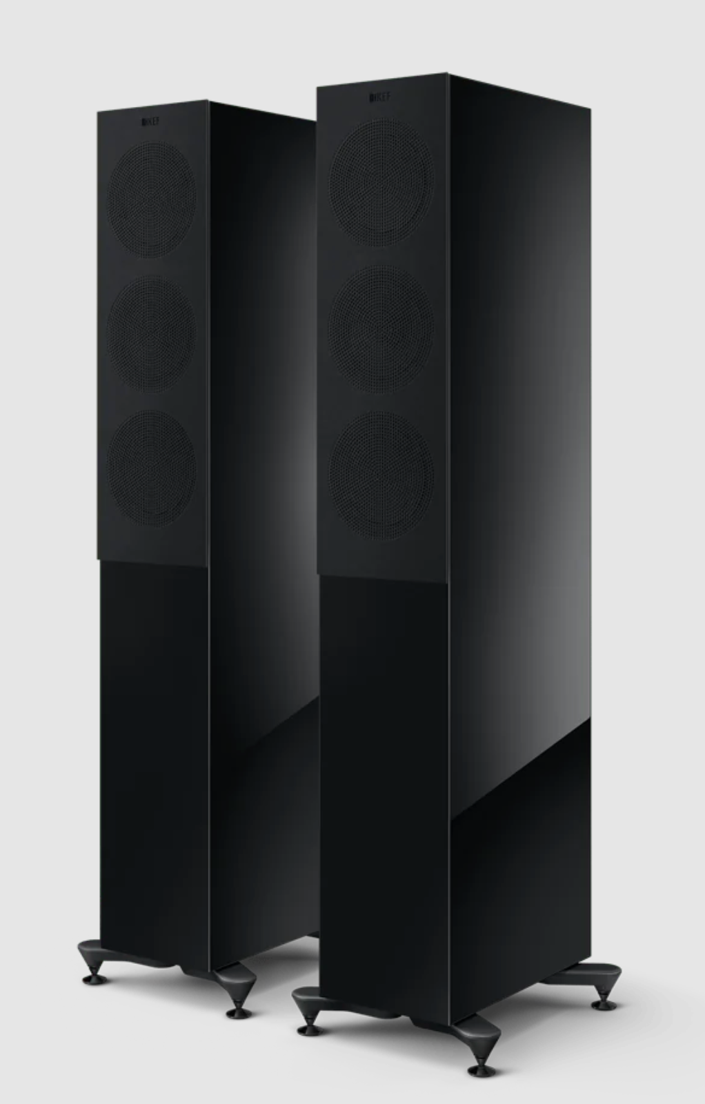 KEF R5 Meta Floorstanding Speakers in Gloss Black. with grille.