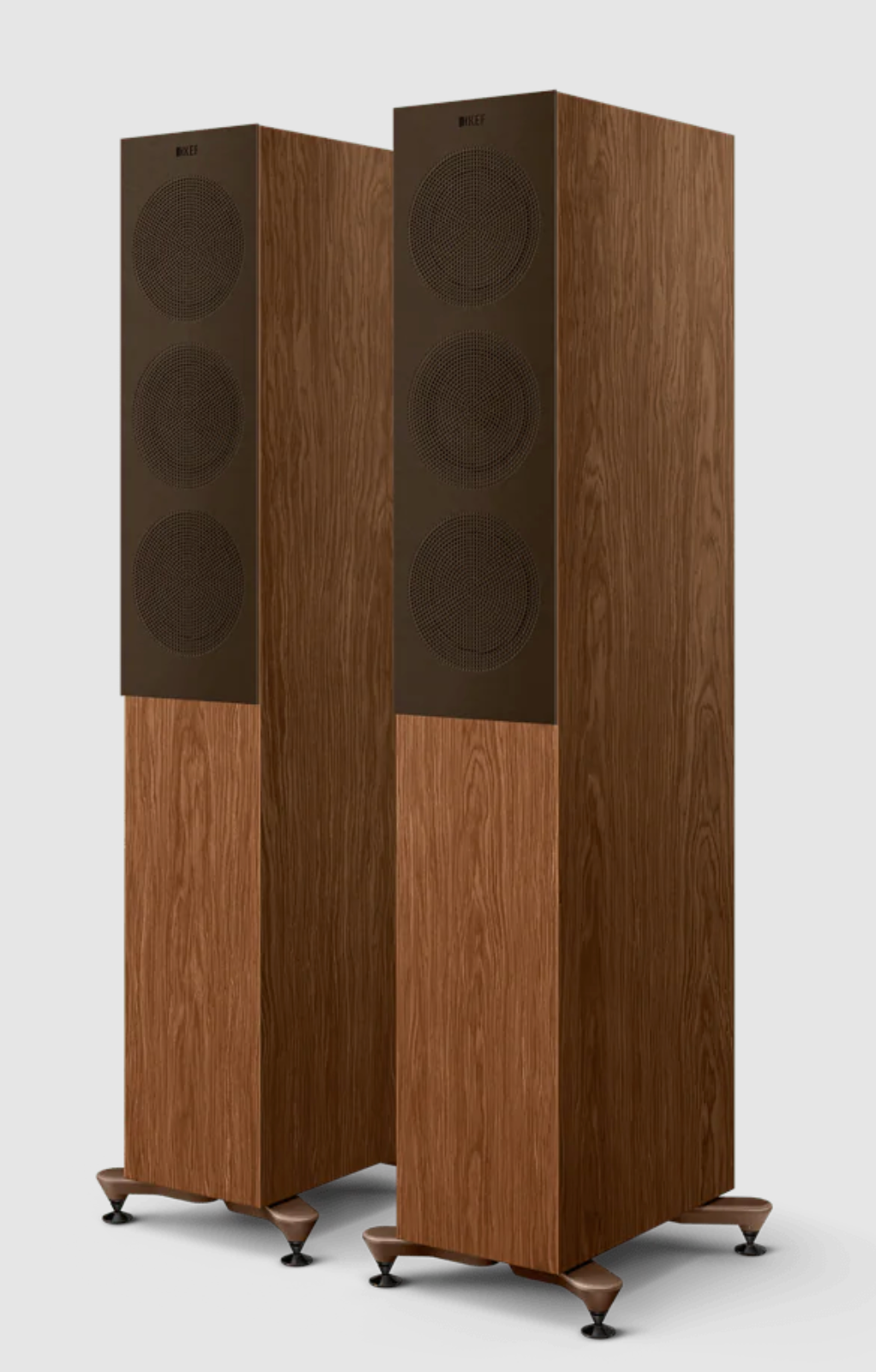 KEF R5 Meta Floorstanding Speakers in Walnut. with grille.