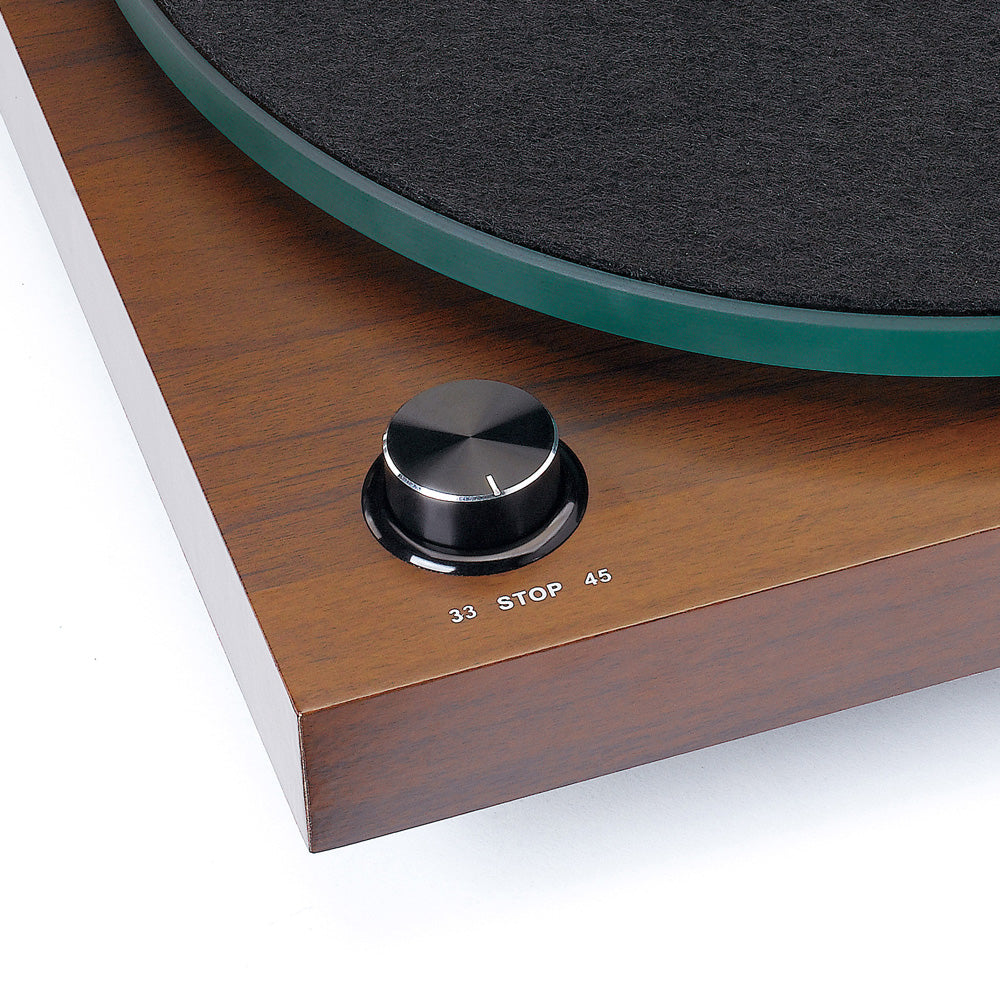 Lenco LBT-225 Bluetooth Turntable.  Image of dial