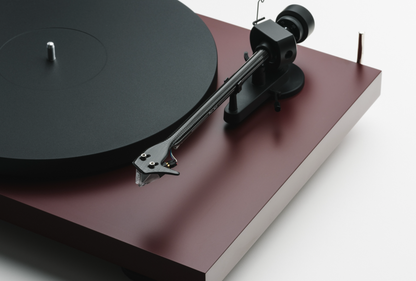 ProJect Debut EVO 2 Turntable with Pick It MM Cartridge, in Satin Red Wine, tonearm closeup