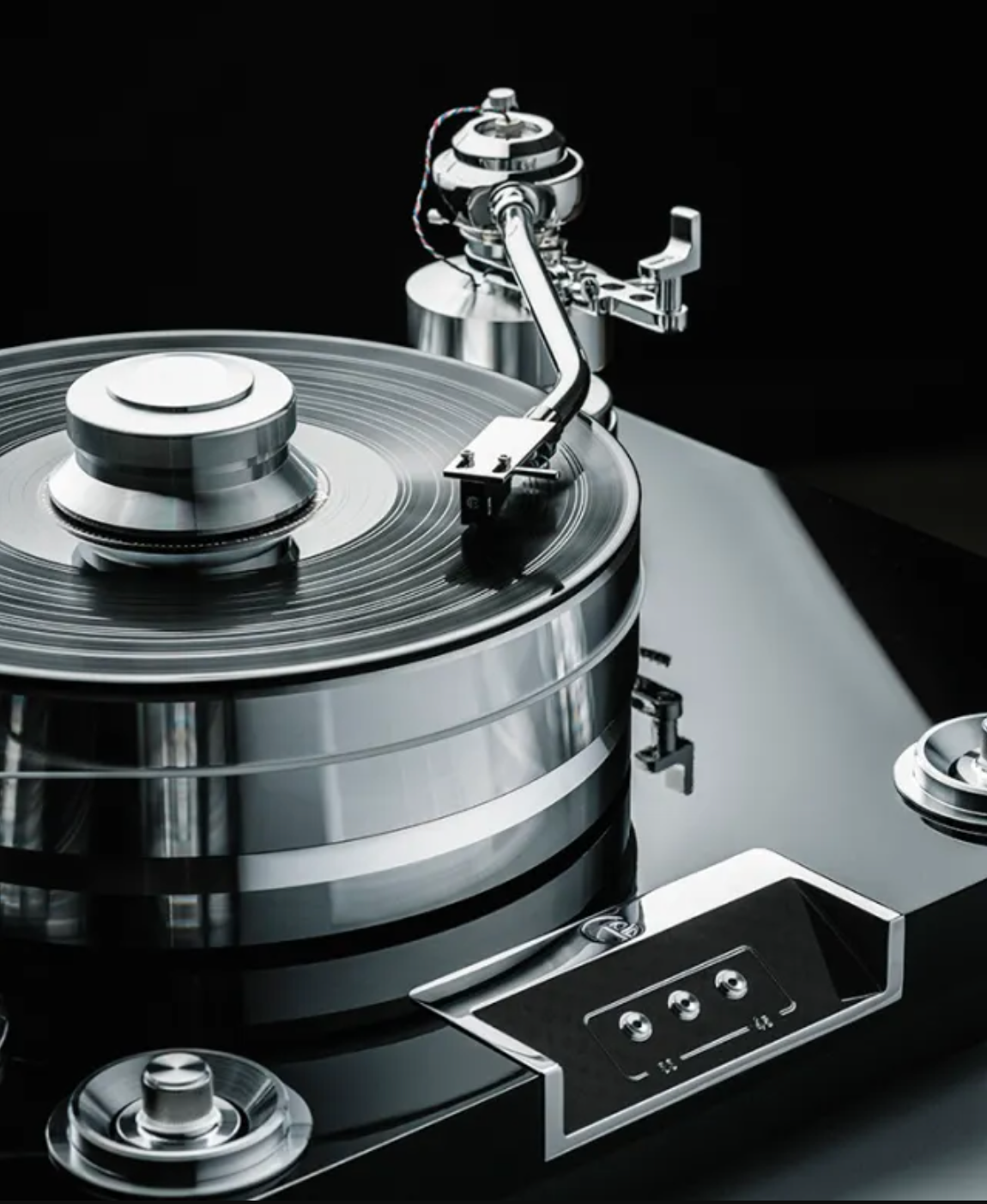 ProJect Signature 12.2 Turntable, 3 pivot tonearm