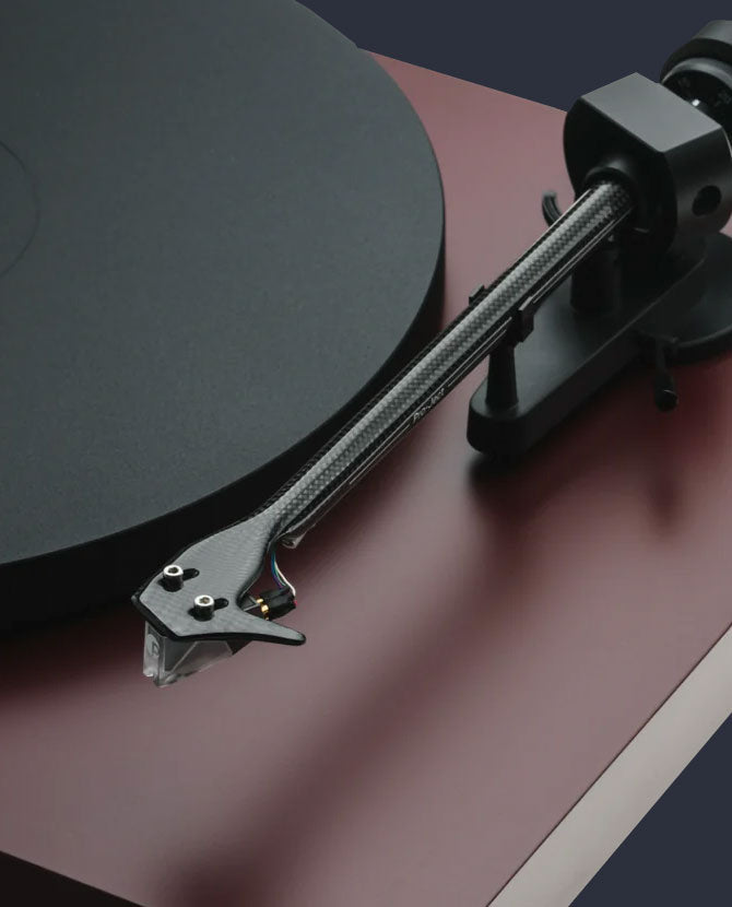 ProJect Debut EVO 2 Turntable with Pick It MM Cartridge