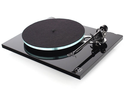 Rega Planar 3 Turntable in Gloss Black, angled image