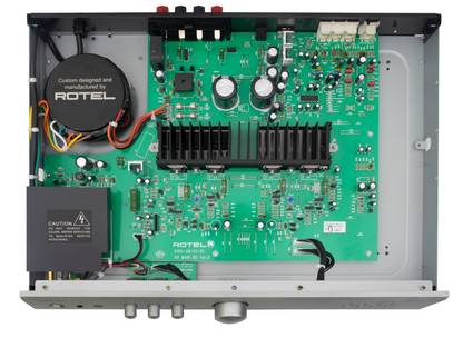 Rotel A8 Integrated Amplifier, inside view