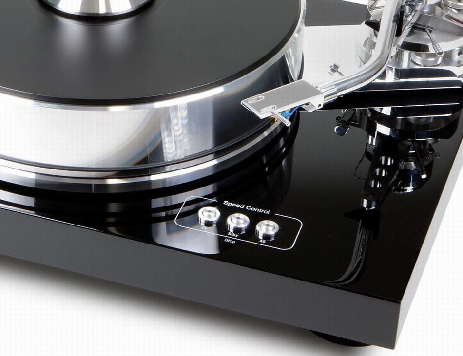 ProJect Audio Systems Turntables ProJect Signature 10 Turntable with Ortofon Cadenza Black Cartridge