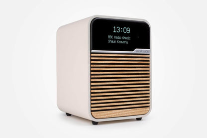 Ruark Audio Ruark Audio R1 Mk4 Deluxe Bluetooth Radio - Light Cream